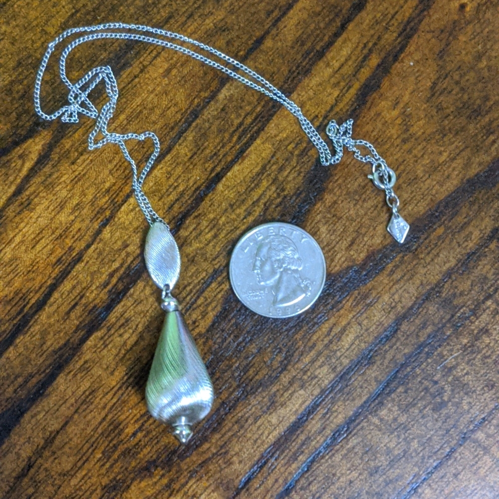 Sarah Coventry Vintage Necklace 20"